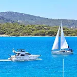 View Biograd *