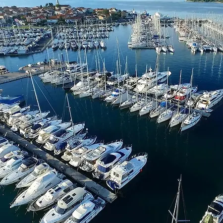 View Biograd *