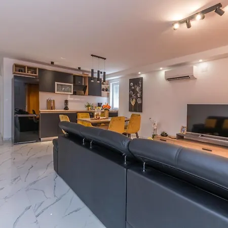 View Biograd Apartment *