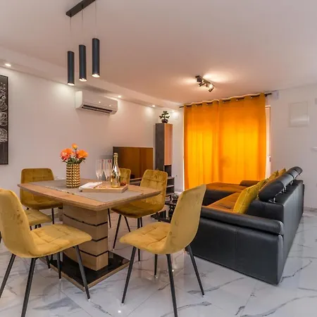 View Biograd Apartment Weißenburg