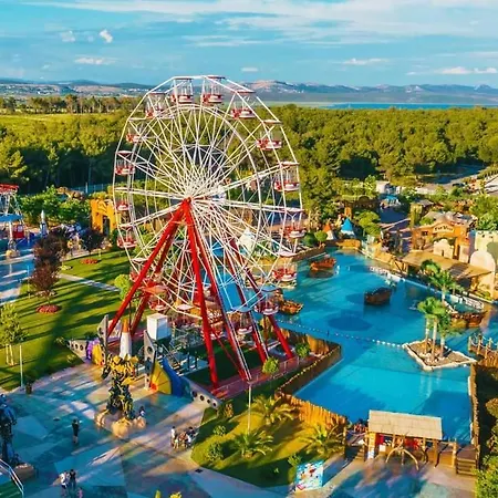 View Biograd *